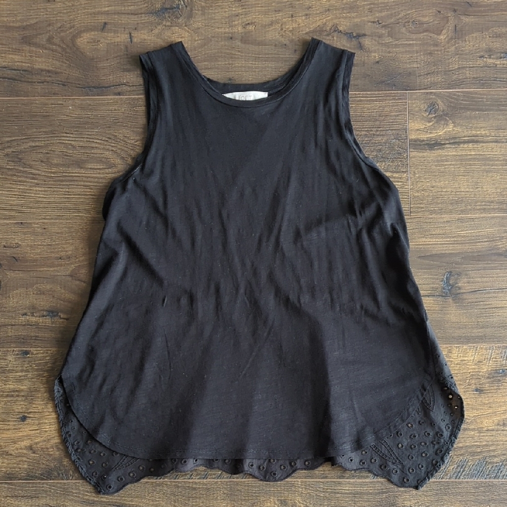 Ann Taylor Loft Eyelet Back Detail Sleeveless Top - Picture 3 of 13